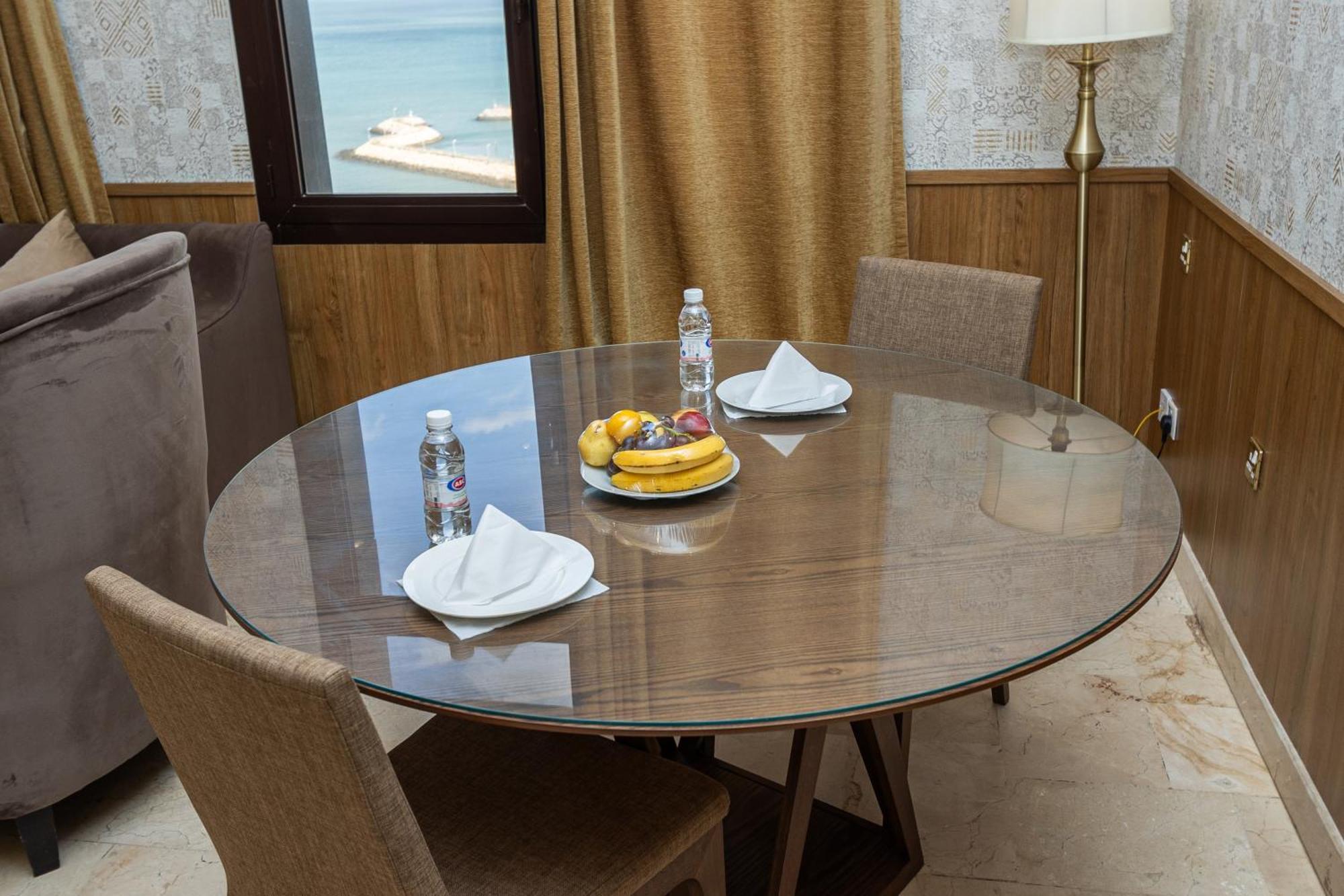 Rihanna Hotel Apartment Kuwait City Esterno foto